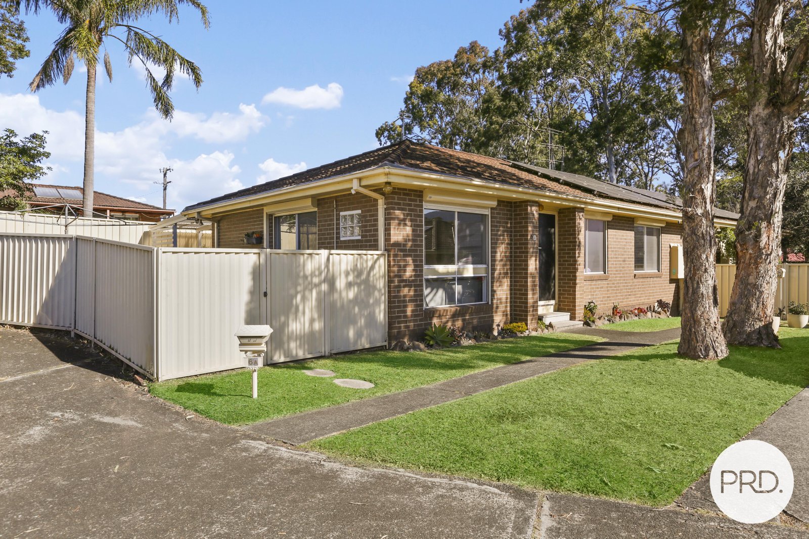 1/6 Horsley Drive HORSLEY 1