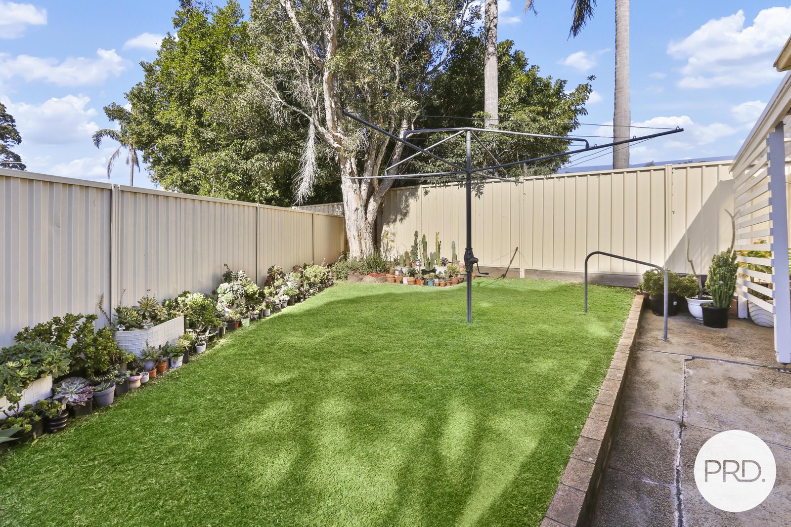 1/6 Horsley Drive HORSLEY 9