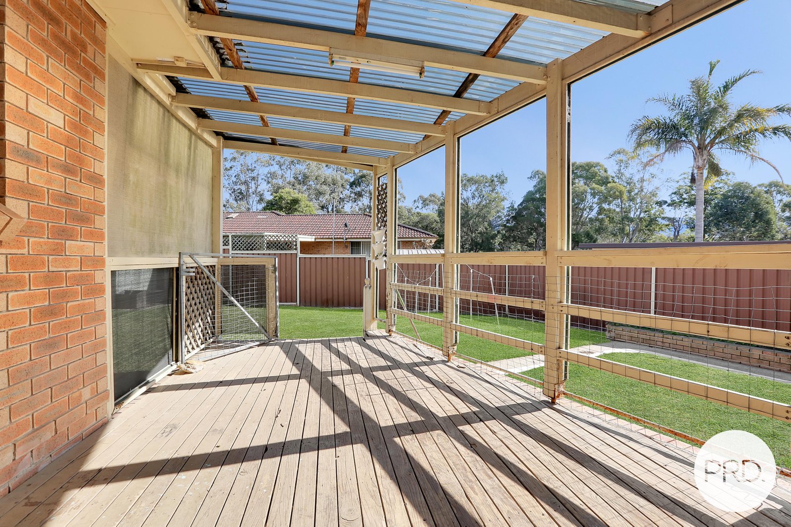 16 Horsley Drive HORSLEY 6