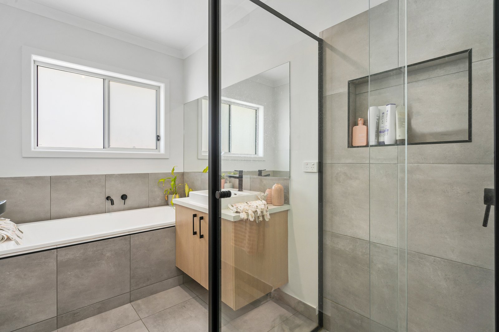 Real Estate and Property in 16 Hovea Grove, New Gisborne, VIC