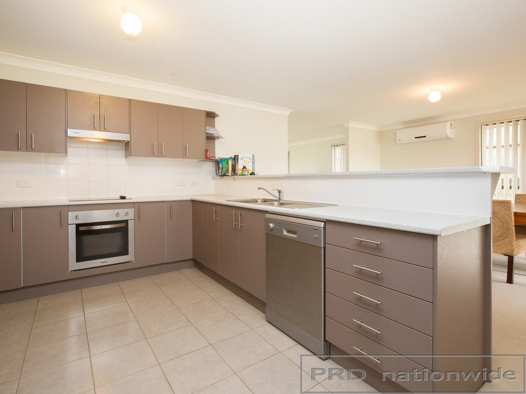 1/6 Howe Place RAWORTH 6