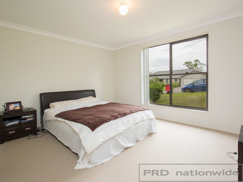 1/6 Howe Place RAWORTH 8
