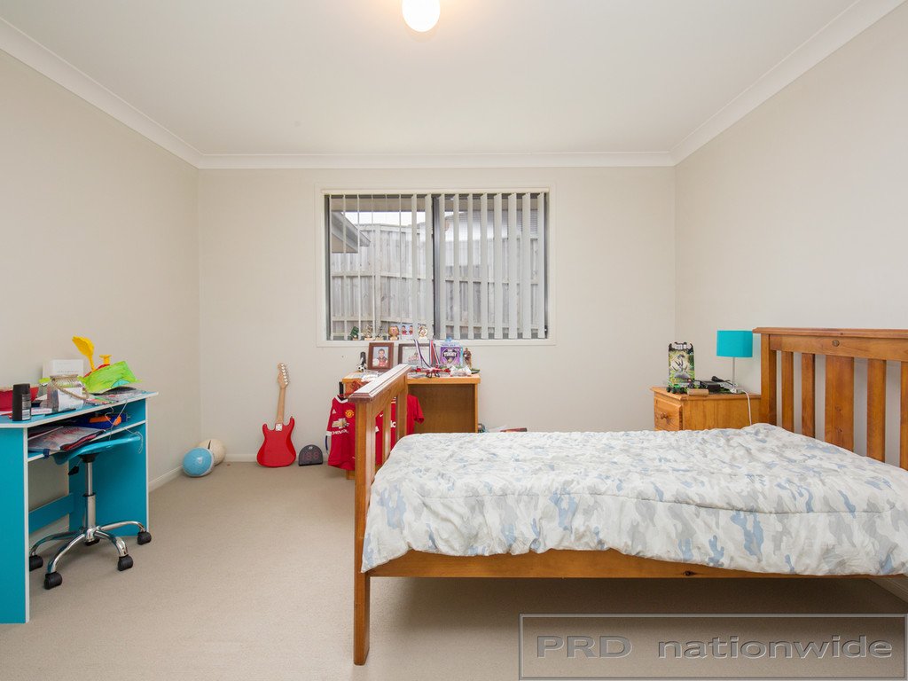 1/6 Howe Place RAWORTH 10
