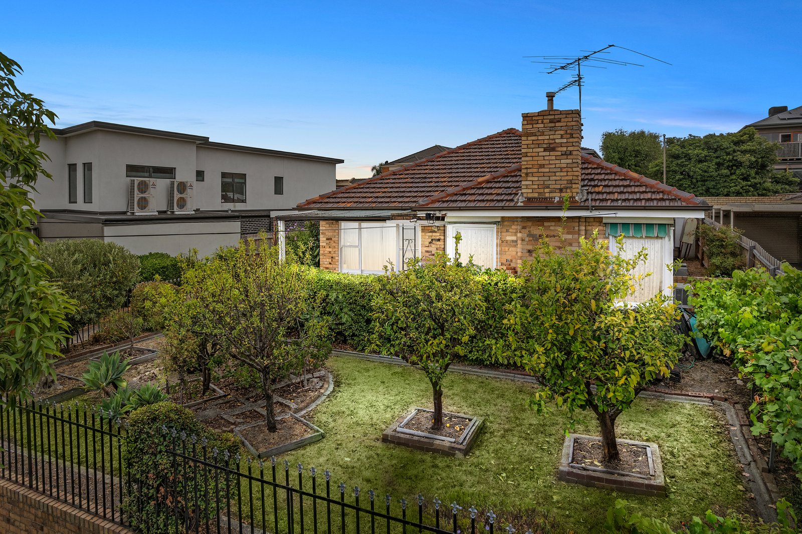 Gallery: 16 Hunter Street