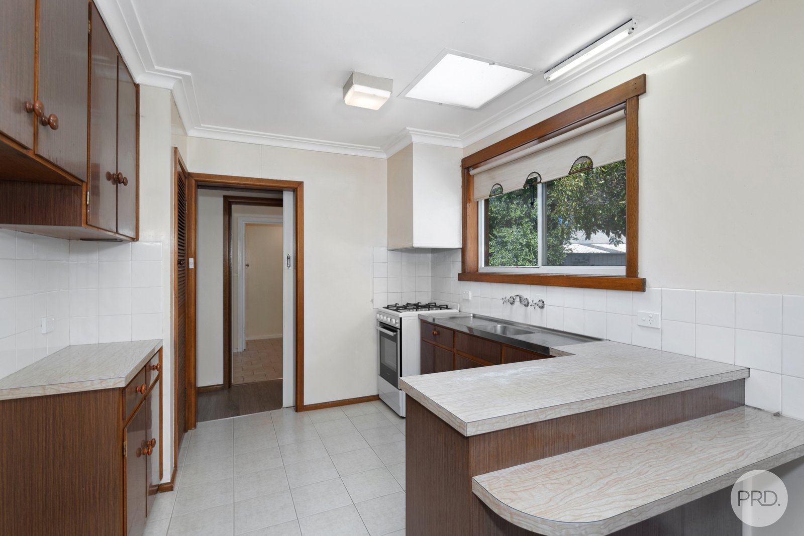 16 Huntington Street WENDOUREE 9