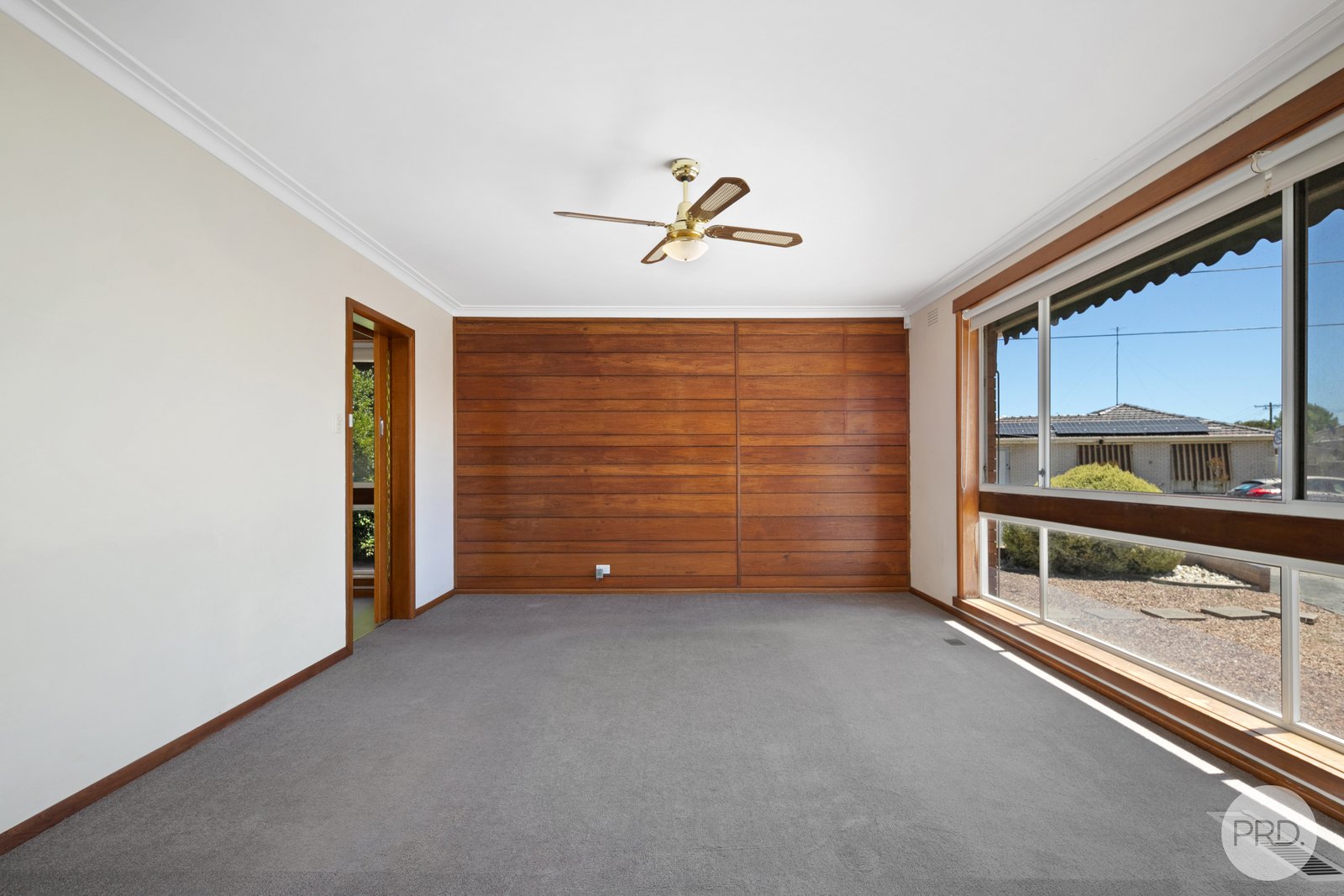 16 Huntington Street WENDOUREE 2