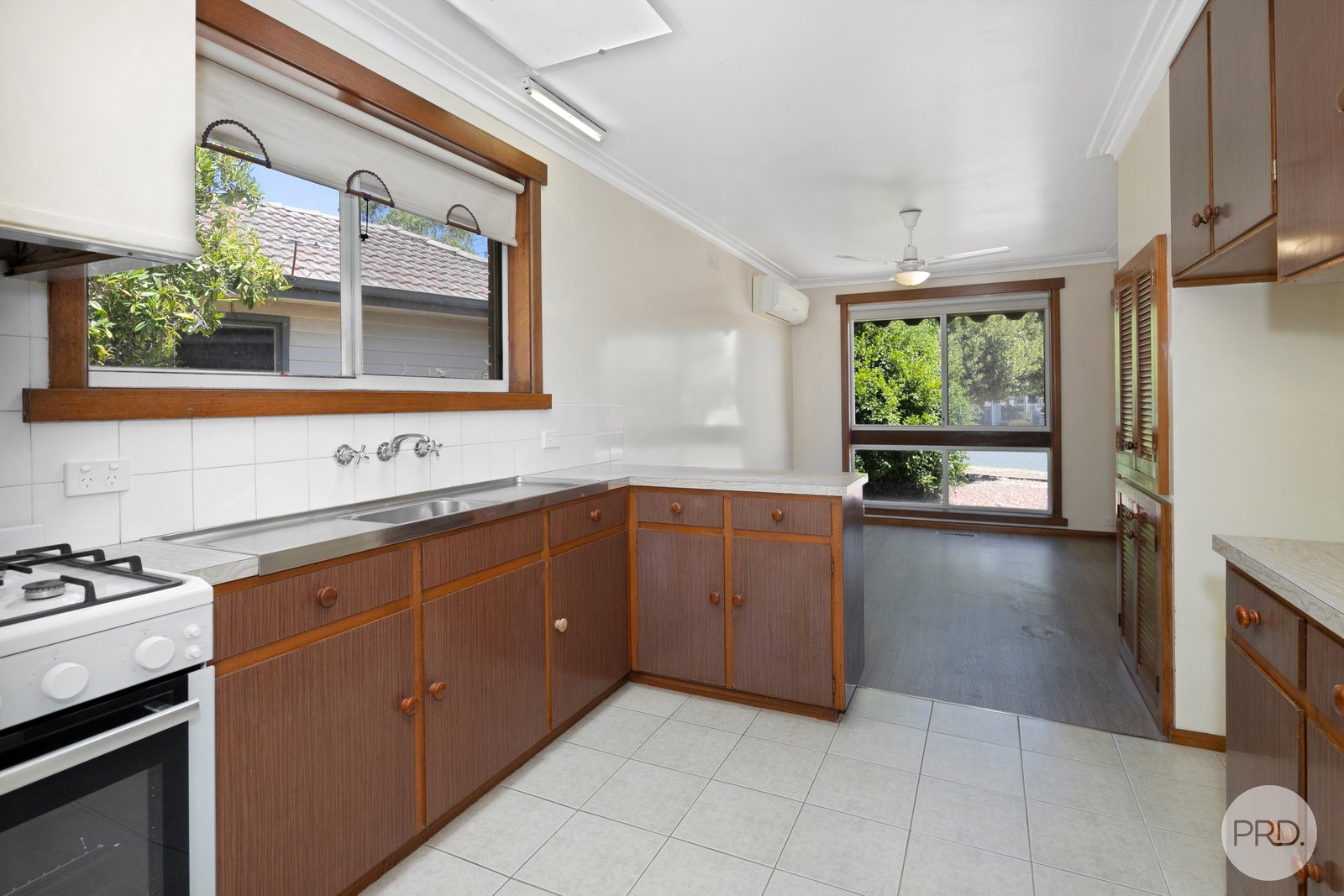 16 Huntington Street WENDOUREE 6