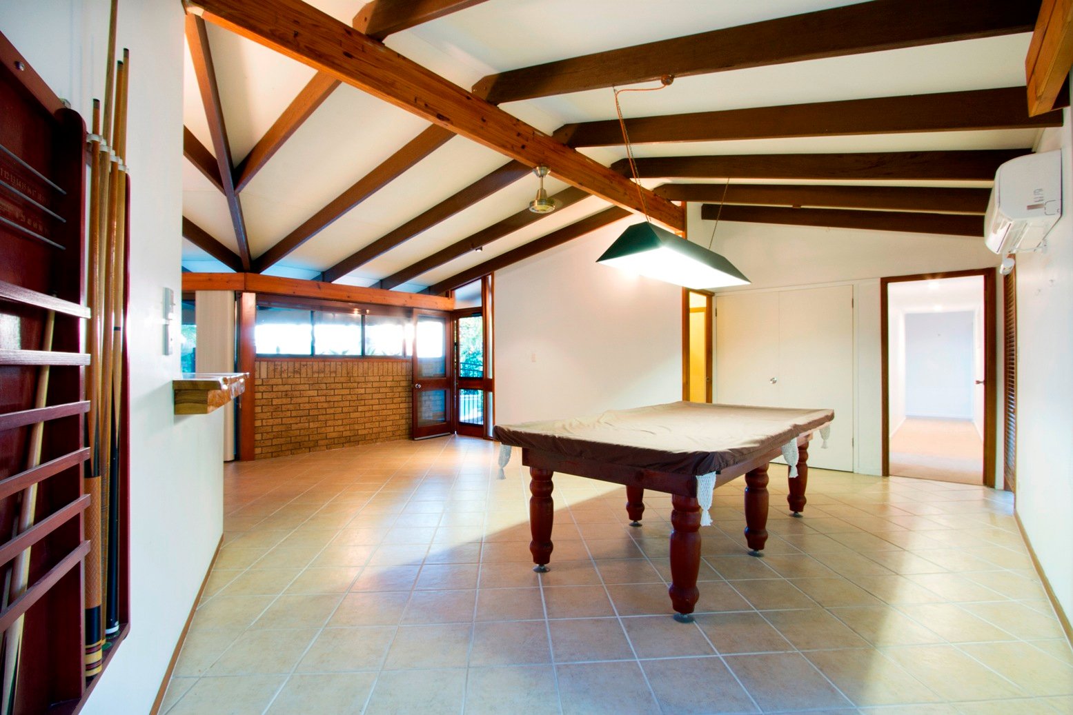 16 Illawong Street CANNONVALE 11