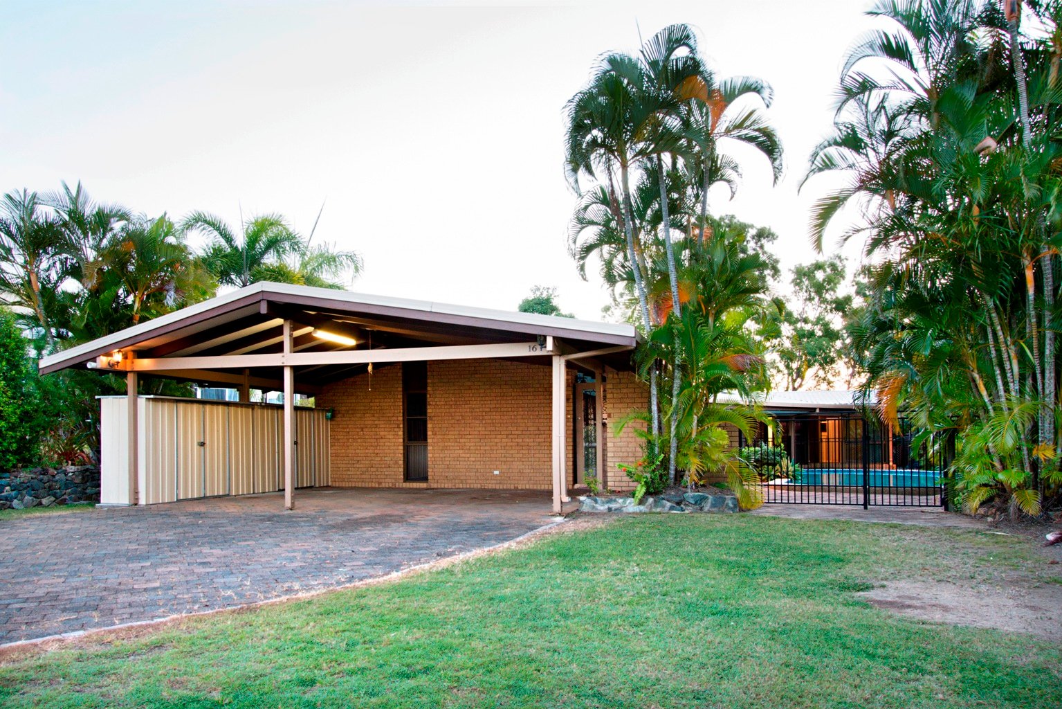 16 Illawong Street CANNONVALE 23