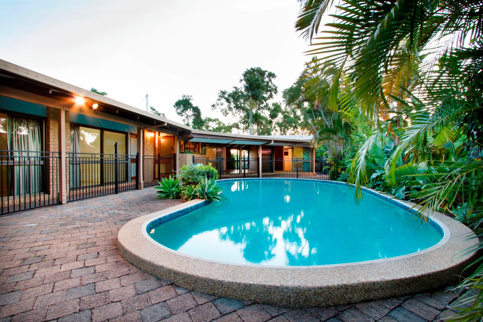 16 Illawong Street CANNONVALE 24