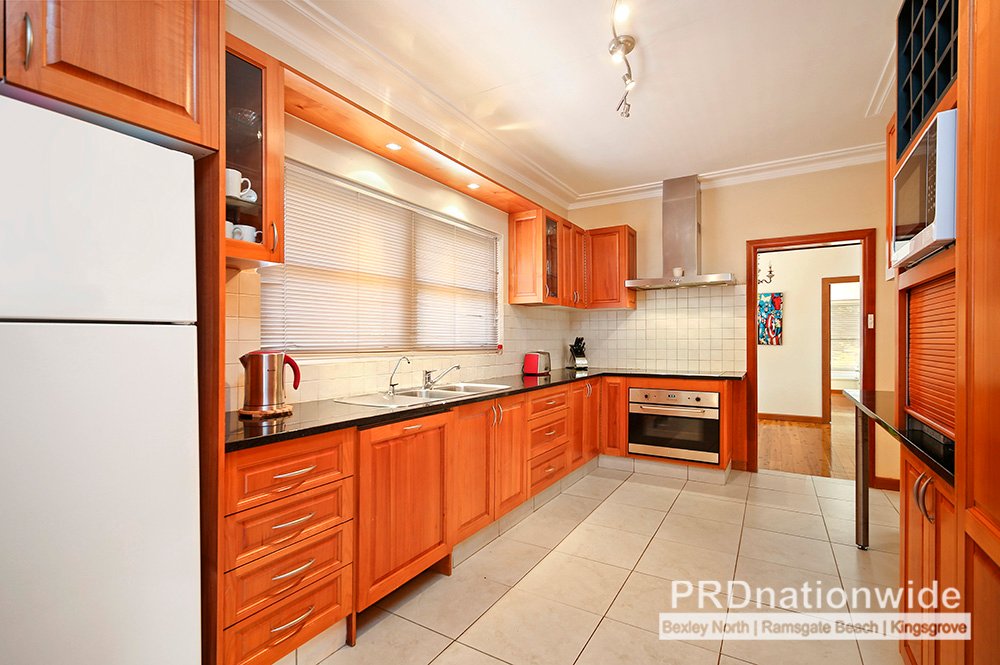 16 Irene Crescent KINGSGROVE 7