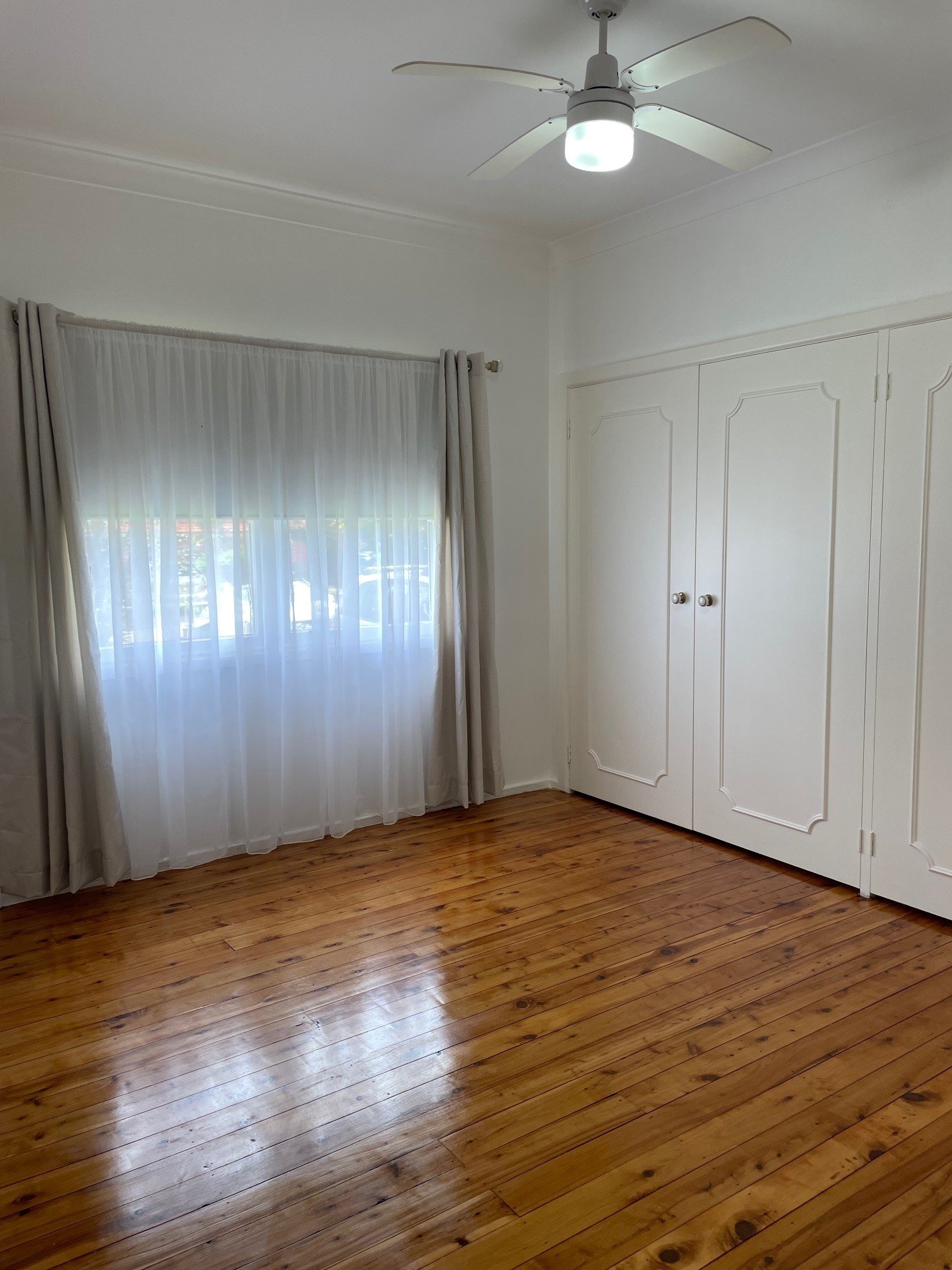 16 Iris Avenue RIVERWOOD 4