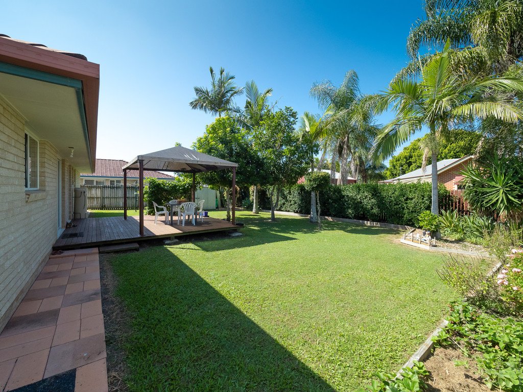 16 Ivybird Court TORQUAY 10
