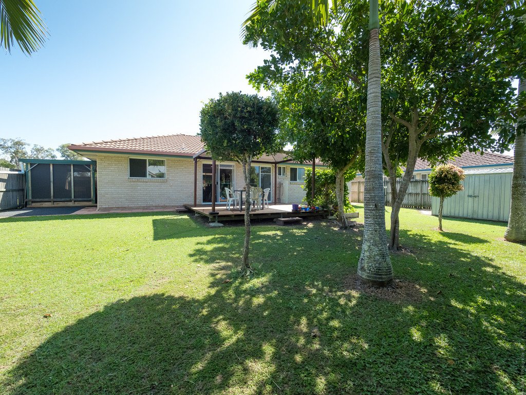 16 Ivybird Court TORQUAY 13