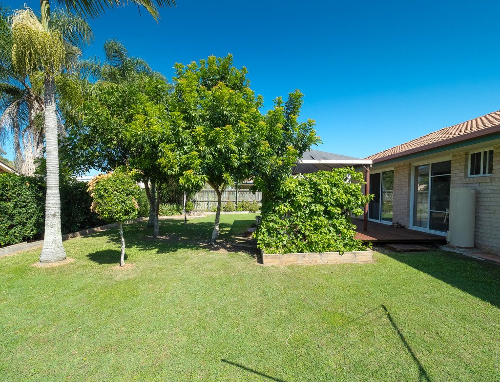 16 Ivybird Court TORQUAY 18
