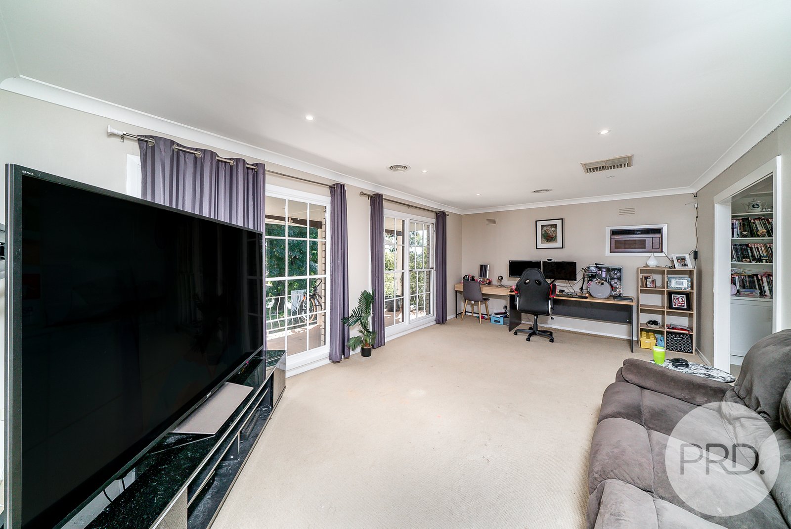 16 James Street KOORINGAL 6