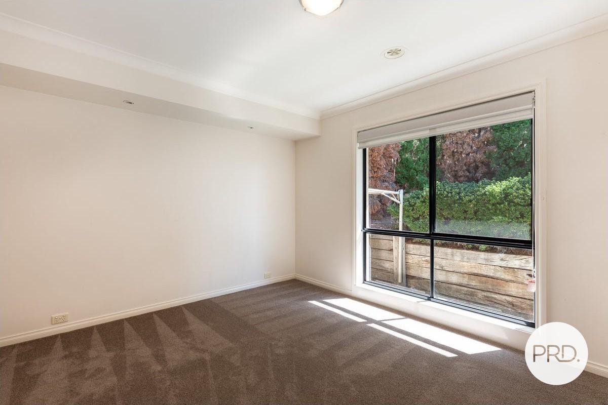 16 Janette Court LAVINGTON 13