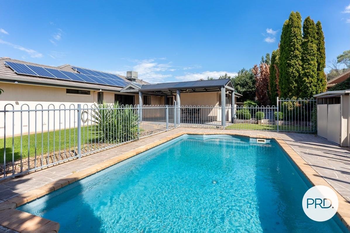 16 Janette Court LAVINGTON 17