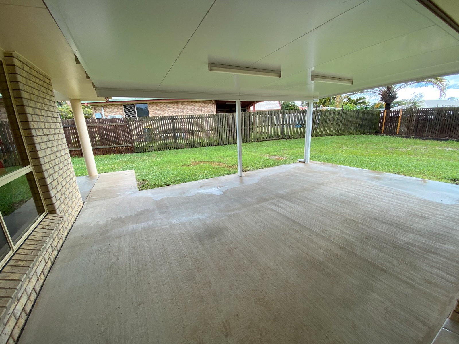 16 Jarrah Drive BOYNE ISLAND 8