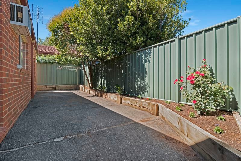 16 Jeffrey Avenue FLORA HILL 6