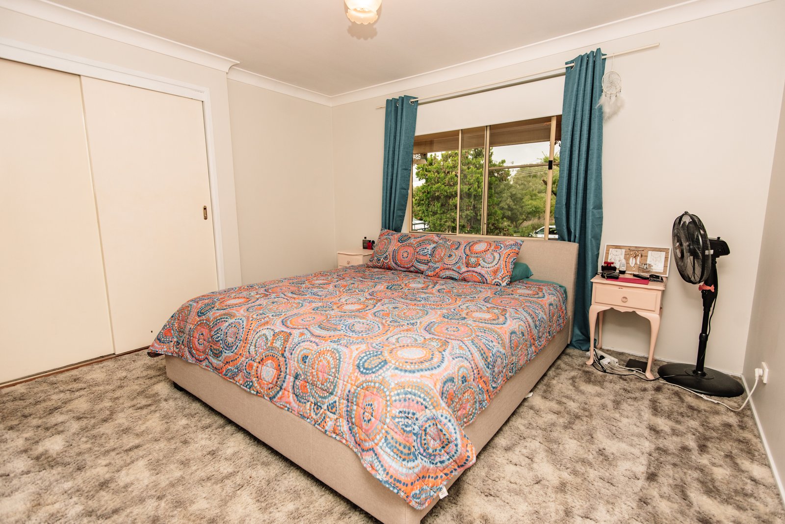 16 Jemmy Place TAMWORTH 8