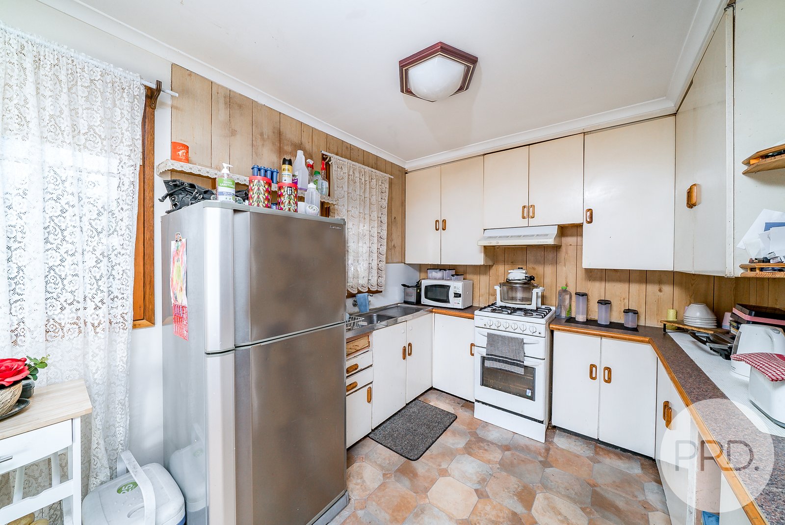 16 Jenkins Street ASHMONT 3