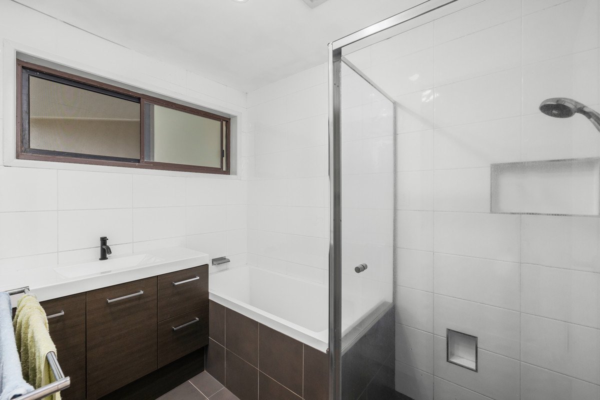 16 Joeith Court Miami 11