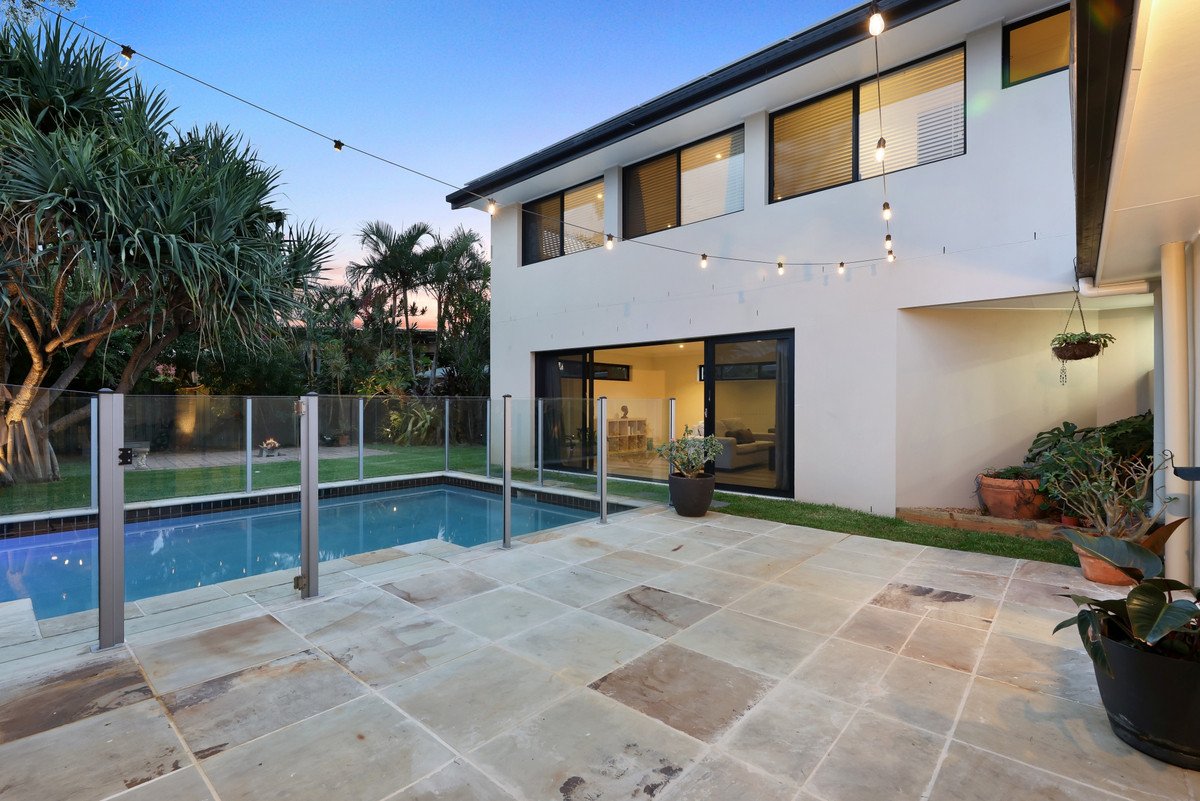 16 Joeith Court Miami 7