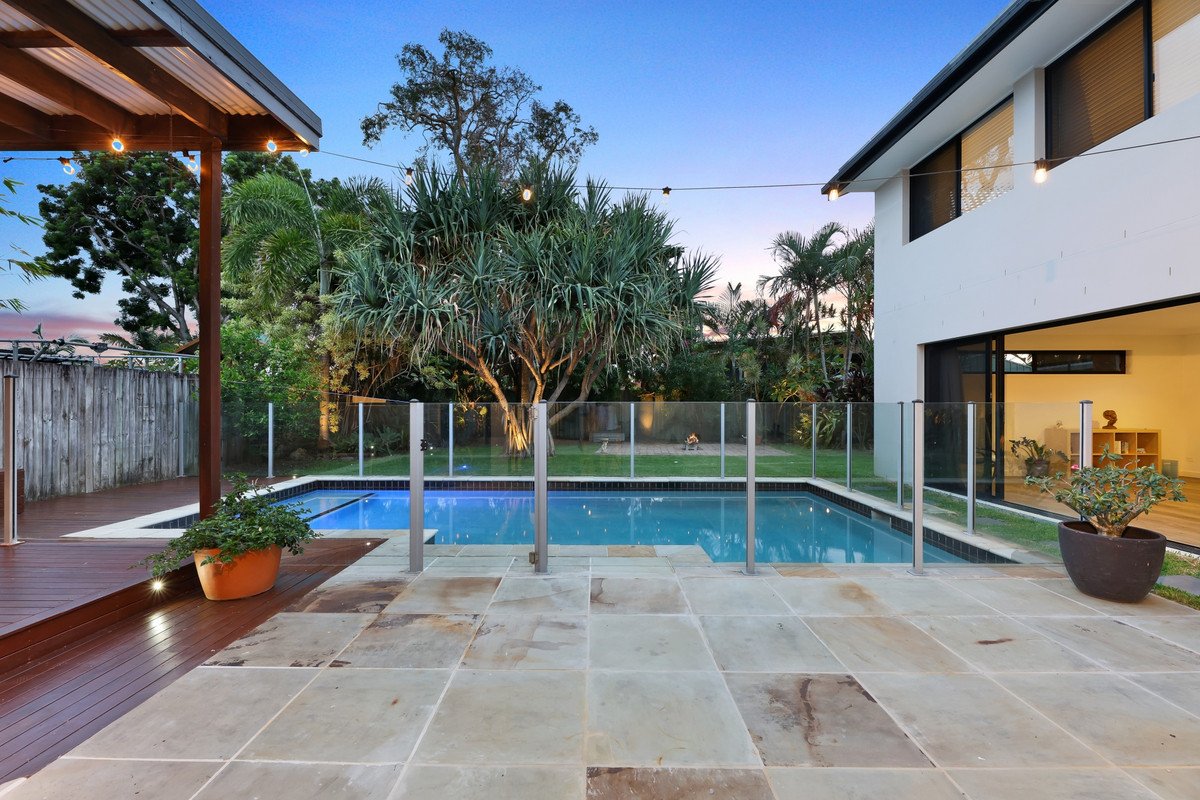 16 Joeith Court Miami 19