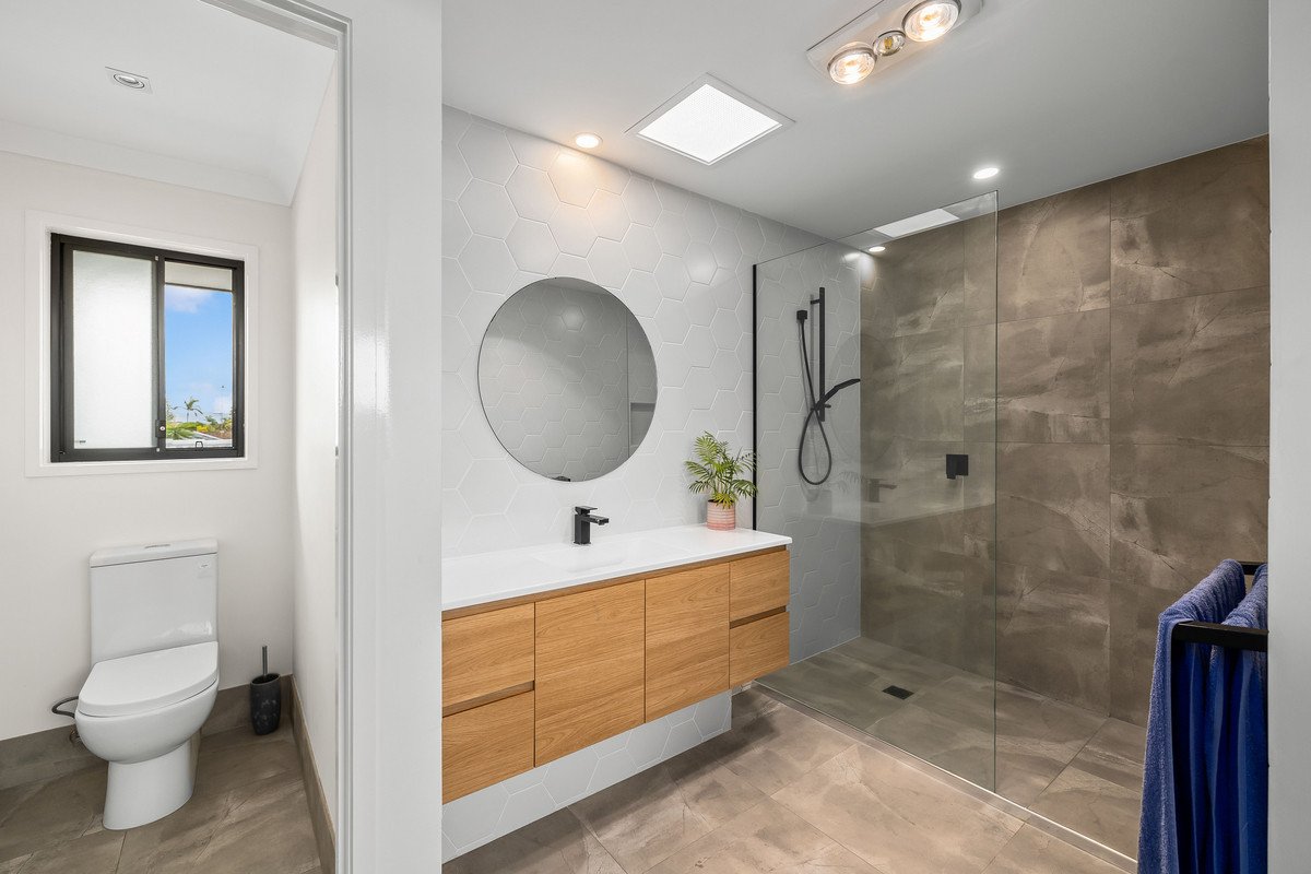 16 Joeith Court Miami 10