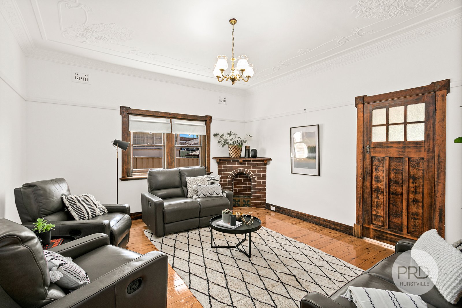 16 John Street HURSTVILLE 2