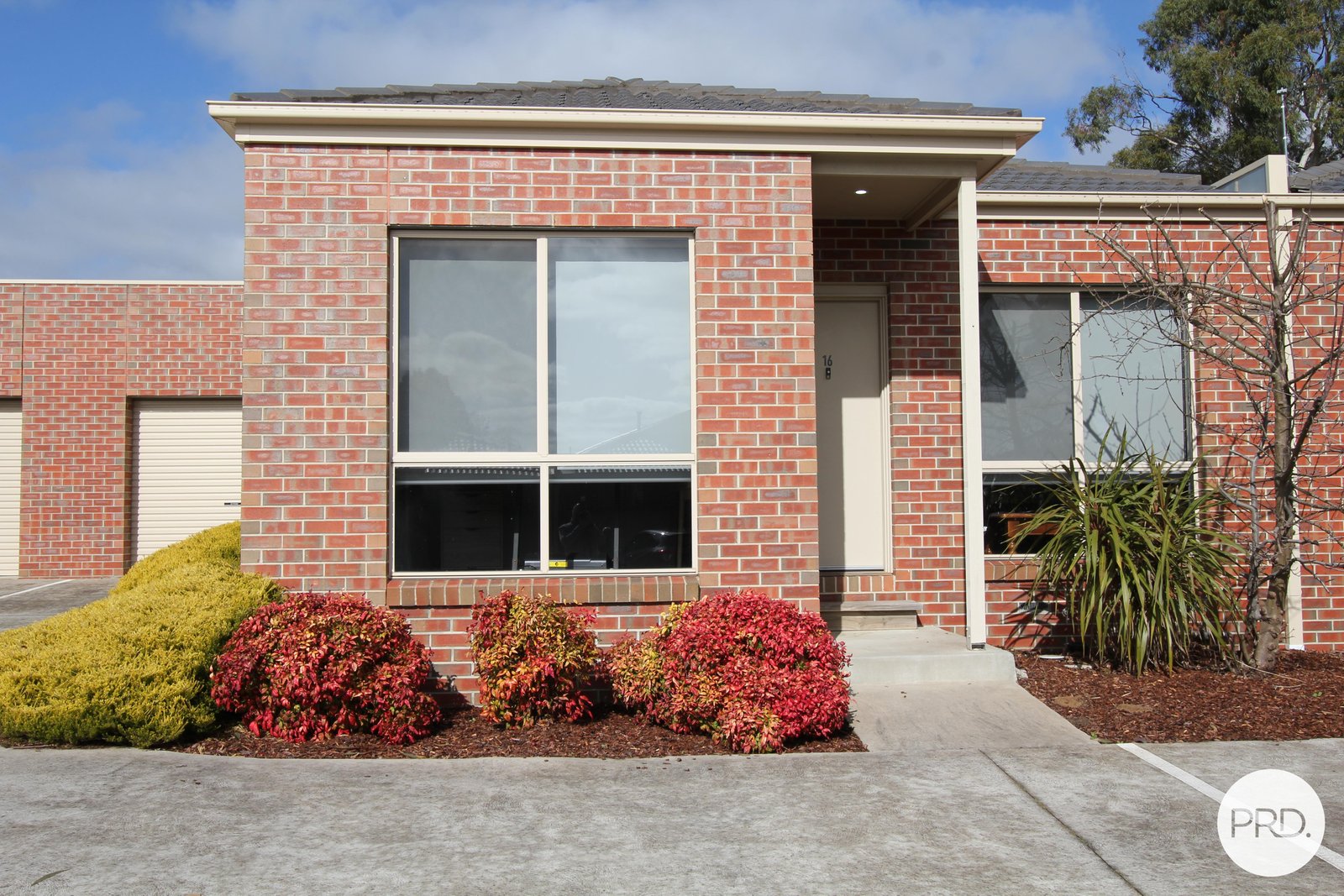 16 Jordy Place BROWN HILL 1