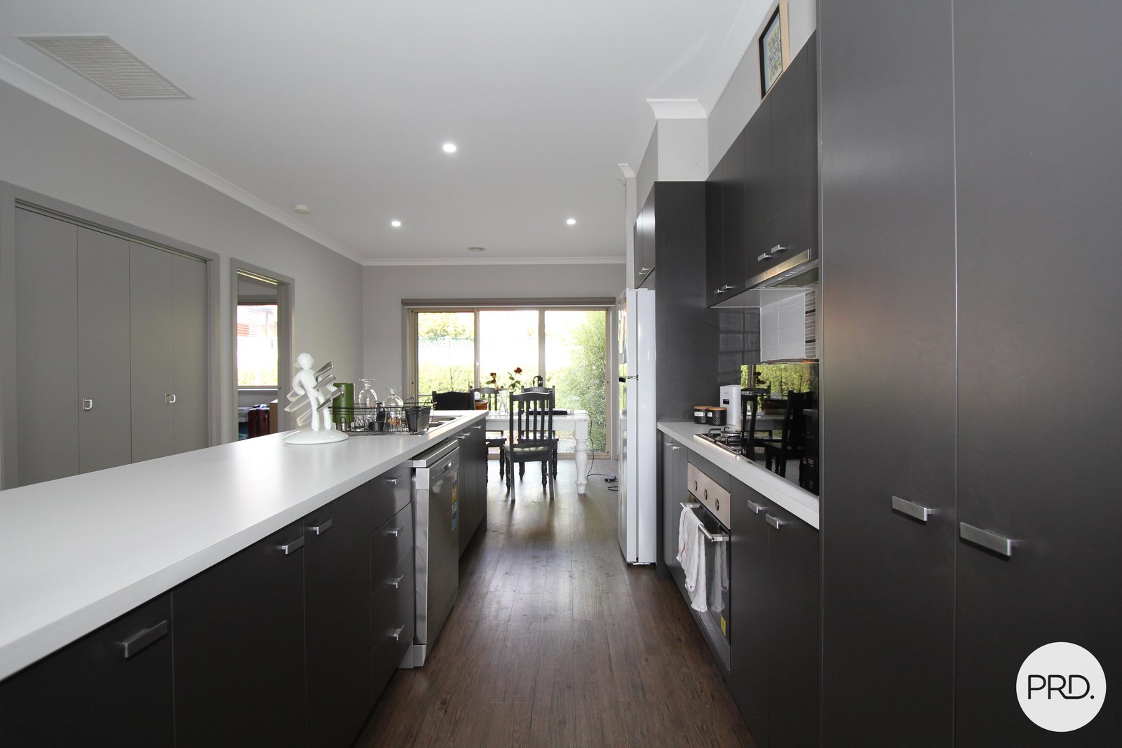 16 Jordy Place BROWN HILL 3