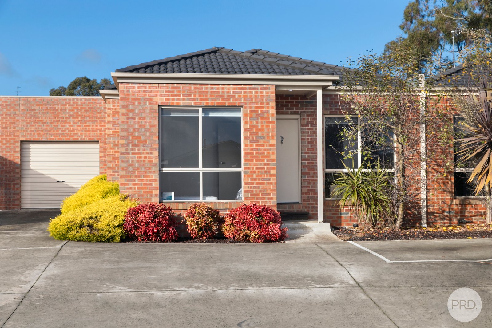 16 Jordy Place BROWN HILL 1