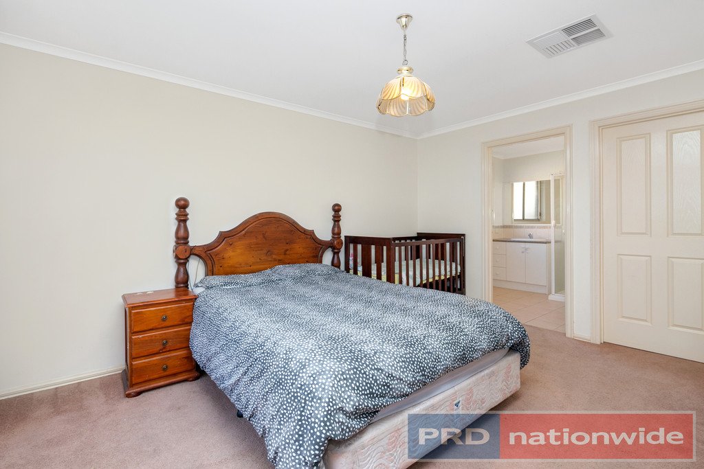 16 Josephine Way SEBASTOPOL 7