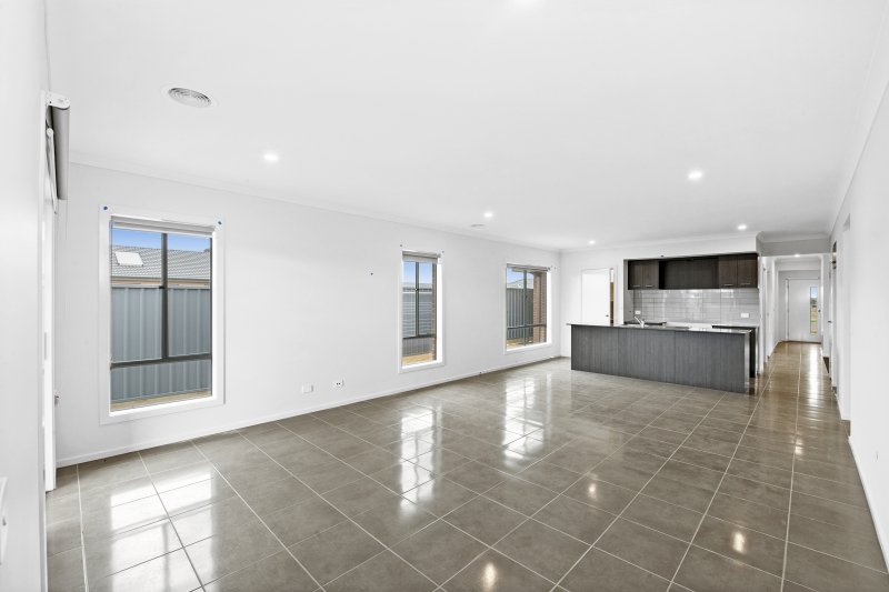 Gallery: 16 Kalamata Avenue
