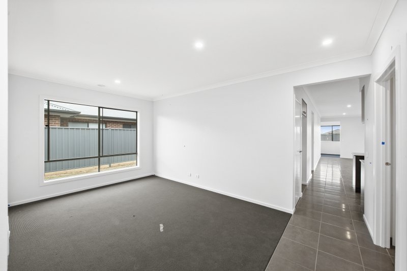 Gallery: 16 Kalamata Avenue