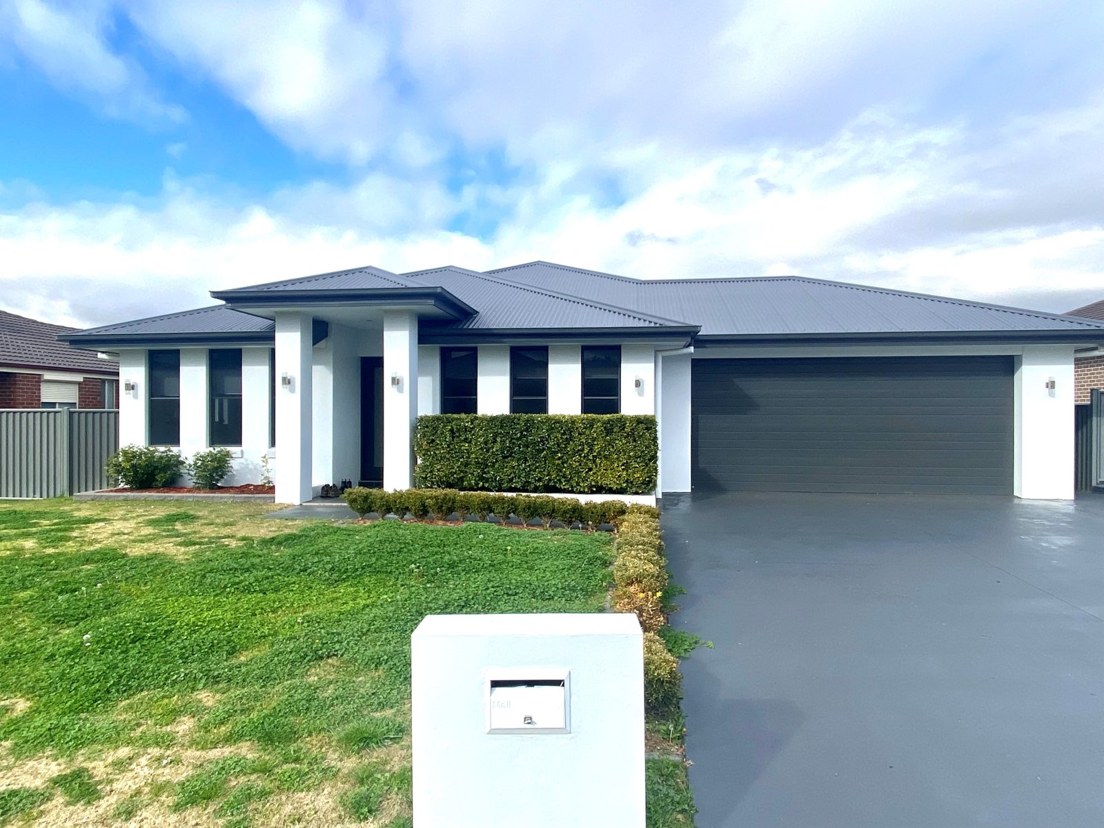 16 Kalinda Place TAMWORTH 1