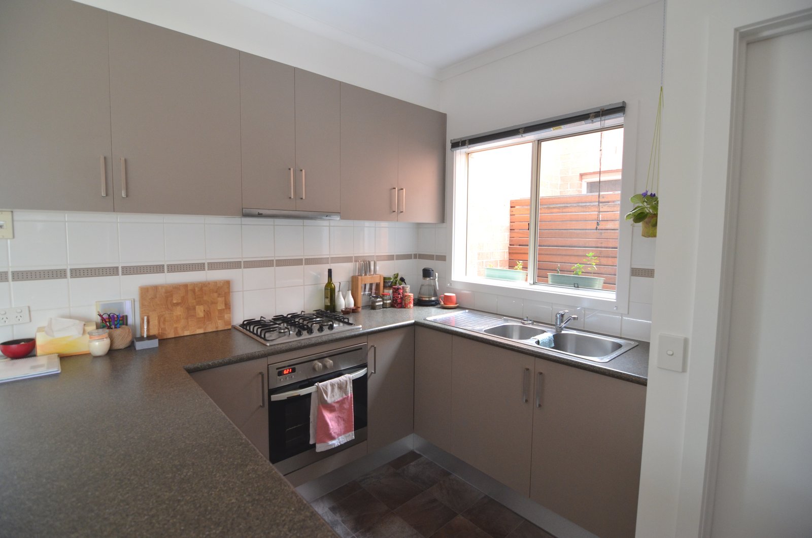 Gallery: 16 Karoomba Avenue