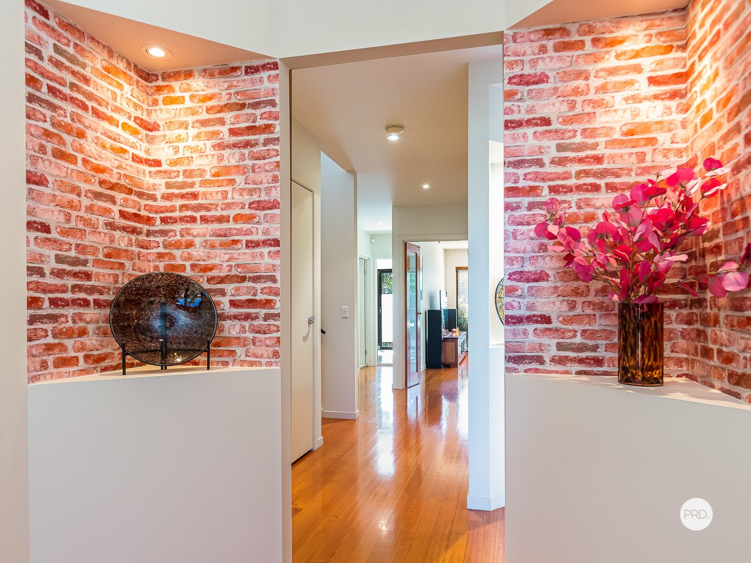 16 KEIRNAN Street REDLAND BAY 11