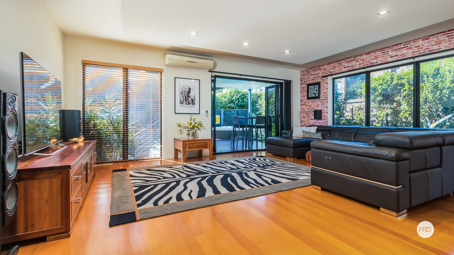 16 KEIRNAN Street REDLAND BAY 20