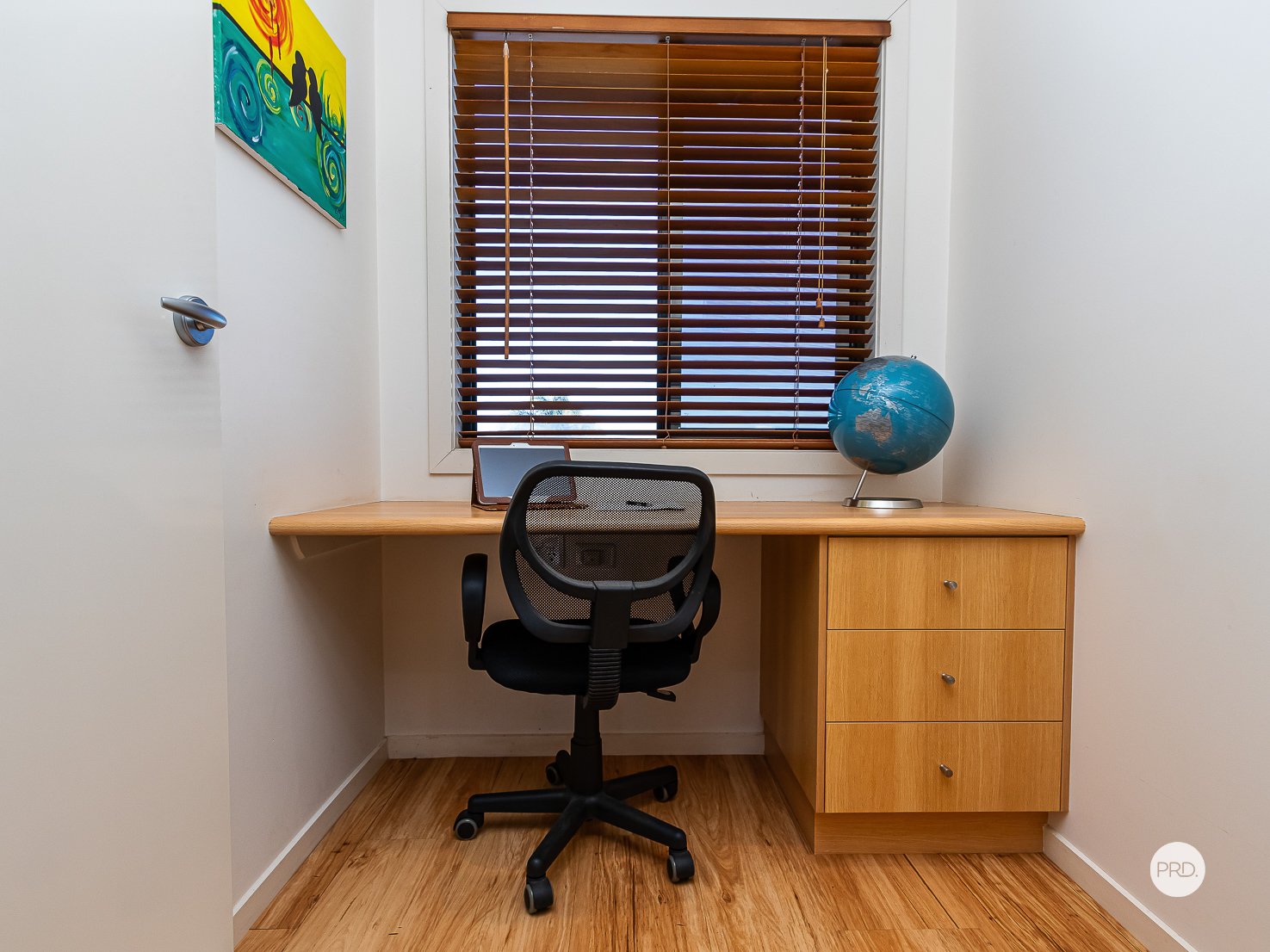 16 KEIRNAN Street REDLAND BAY 29