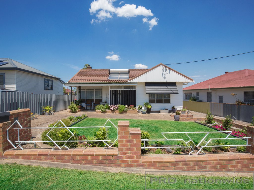 16 Kenneth Street EAST MAITLAND 1