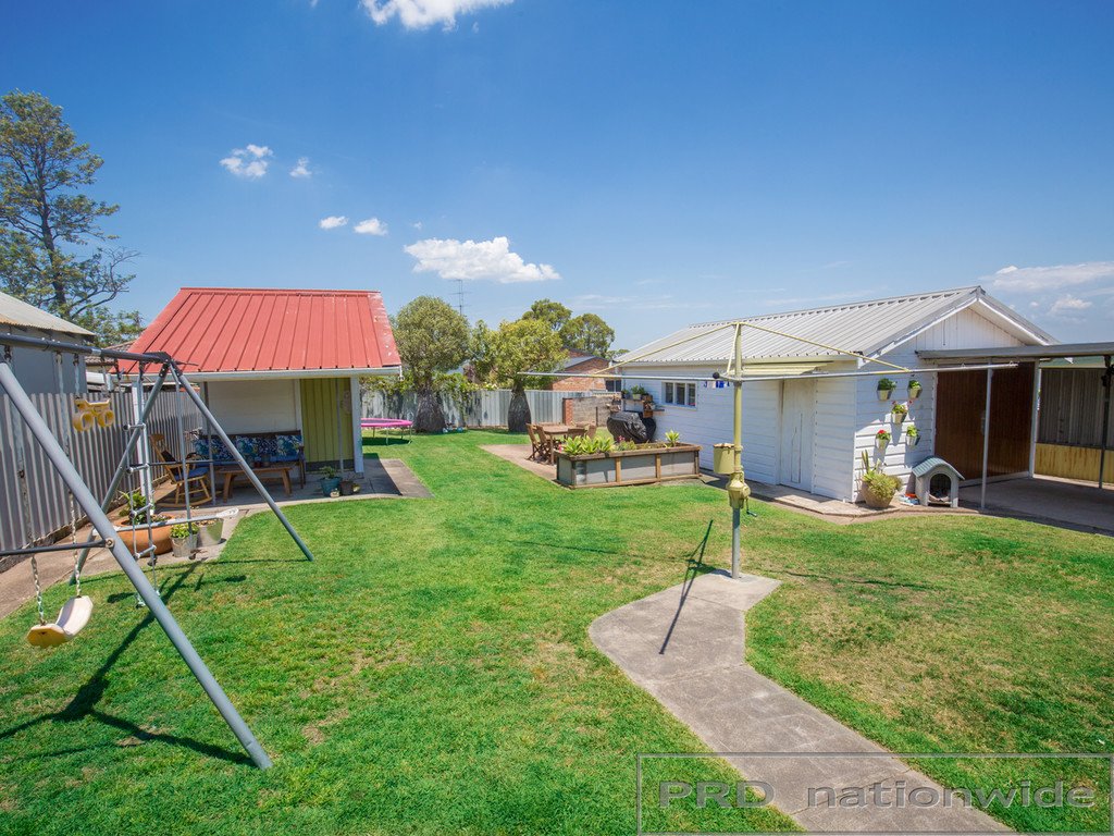 16 Kenneth Street EAST MAITLAND 15