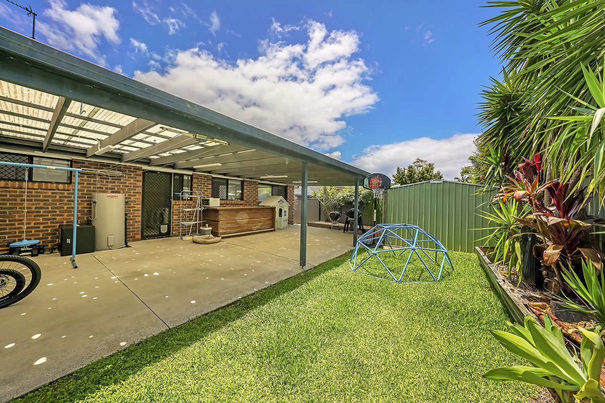 16 Kerria Crescent ASHMORE 3