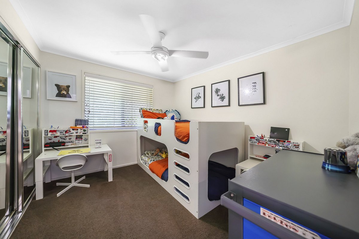 16 Kerria Crescent ASHMORE 13