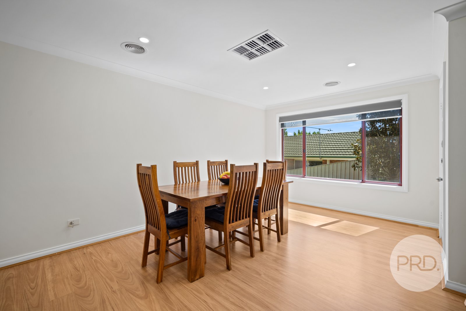 16 Kilpatrick Street KOORINGAL 9