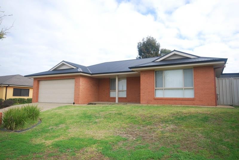 1/6 Kimberley Drive TATTON 1