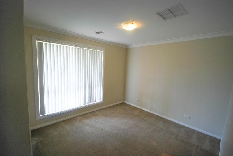 1/6 Kimberley Drive TATTON 5