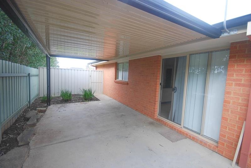 1/6 Kimberley Drive TATTON 9